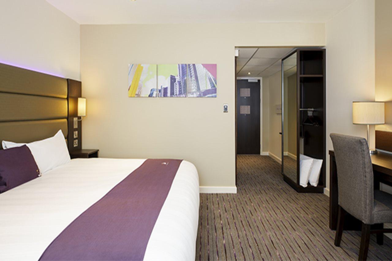 Premier Inn Bath City Centre エクステリア 写真