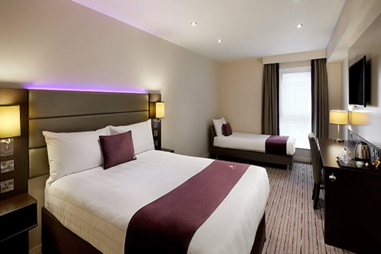 Premier Inn Bath City Centre エクステリア 写真